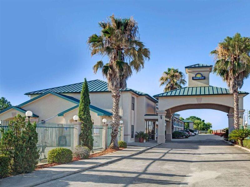 Days Inn & Suites By Wyndham Houston North - Spring Luaran gambar