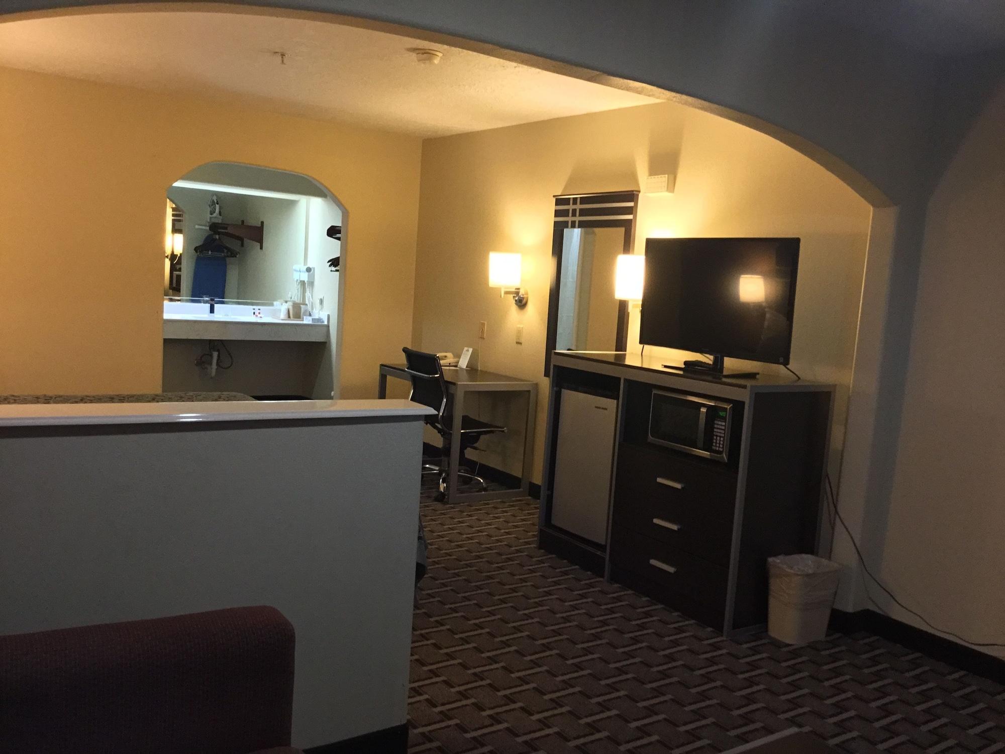 Days Inn & Suites By Wyndham Houston North - Spring Luaran gambar