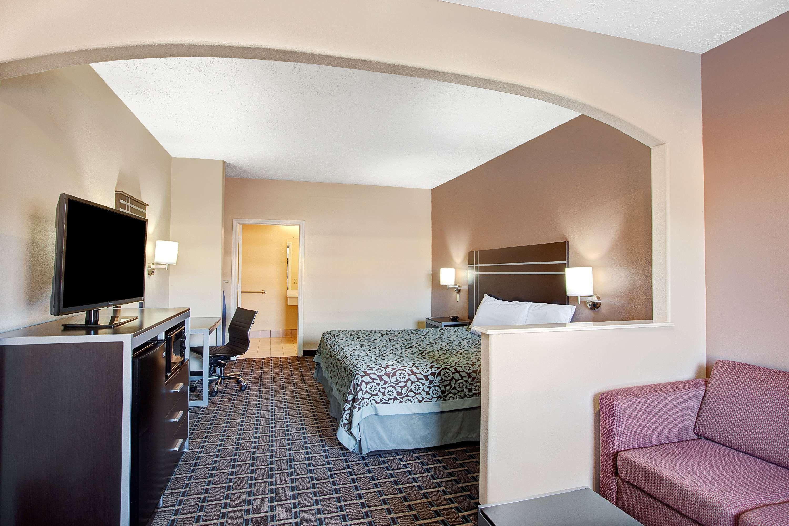 Days Inn & Suites By Wyndham Houston North - Spring Luaran gambar