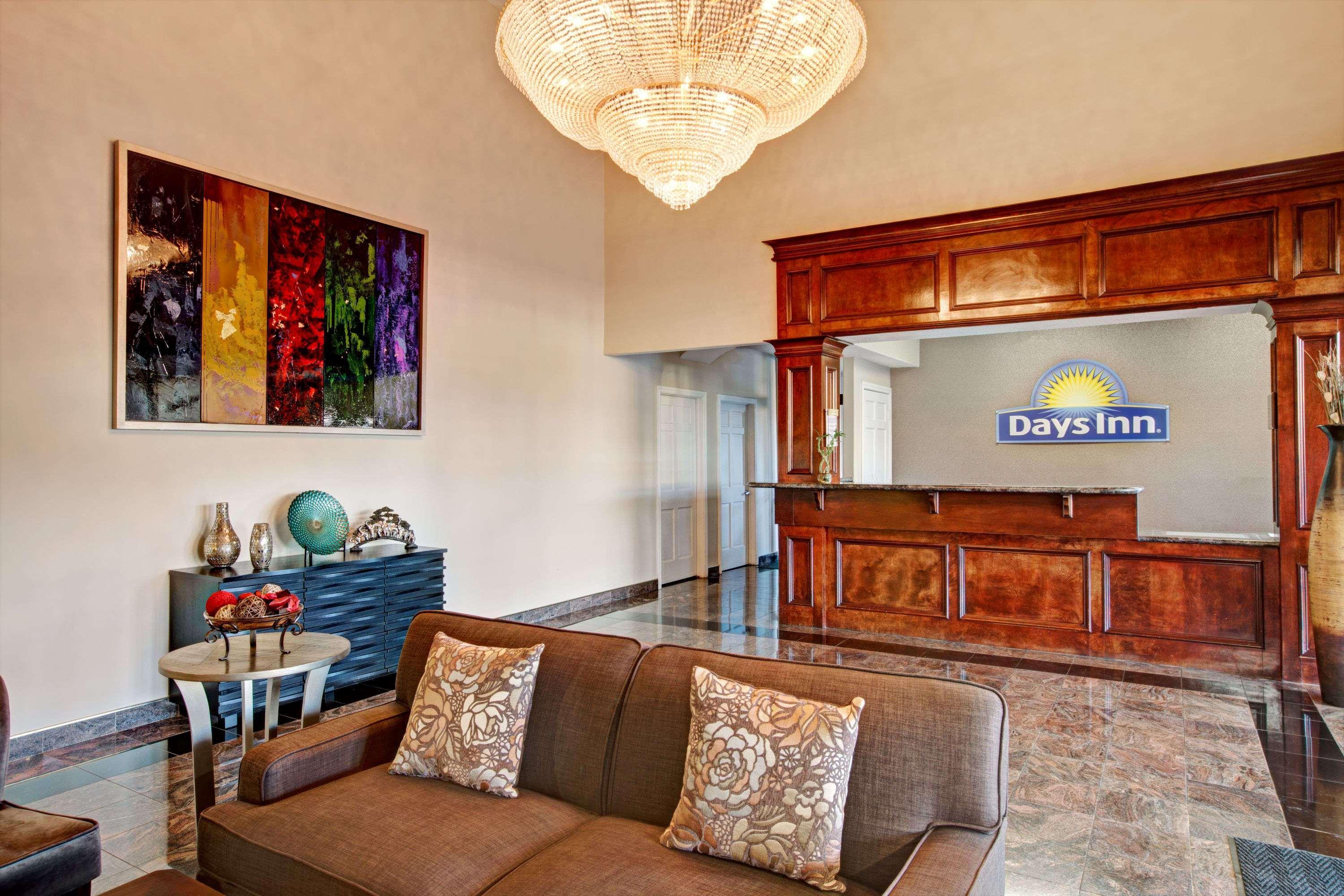 Days Inn & Suites By Wyndham Houston North - Spring Luaran gambar